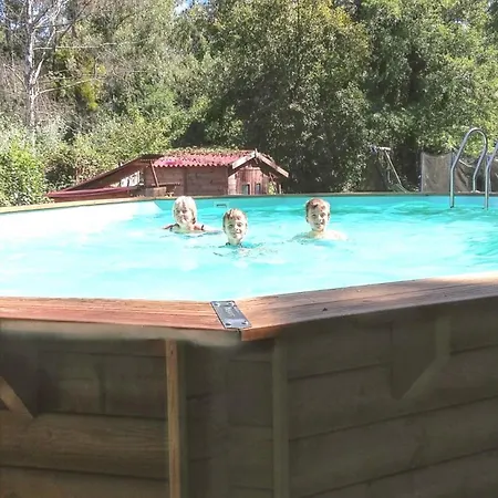 펜션 A Hilaire Sous Romilly Avec Piscine Partagee Saint-Hilaire-sous-Romilly
